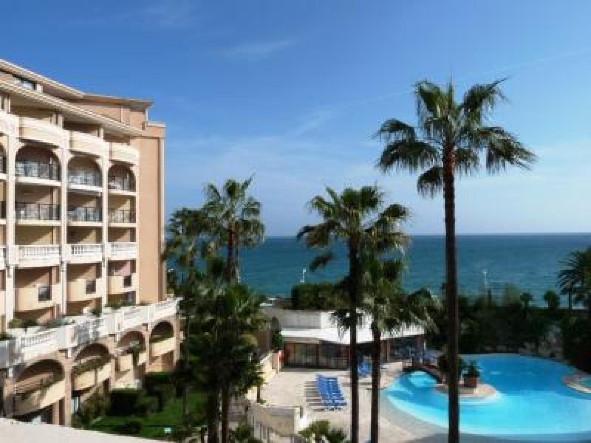 Résidence Pierre&Vacances Cannes Verrerie Esterno foto